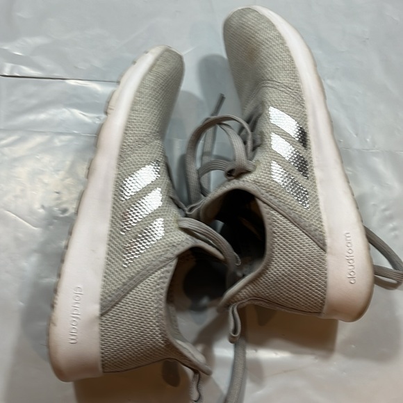 Adidas light GRAY silver stripes Cloudform Sneakers LACE UP WOMENS SIZE 8 USA 8 - Picture 4 of 10